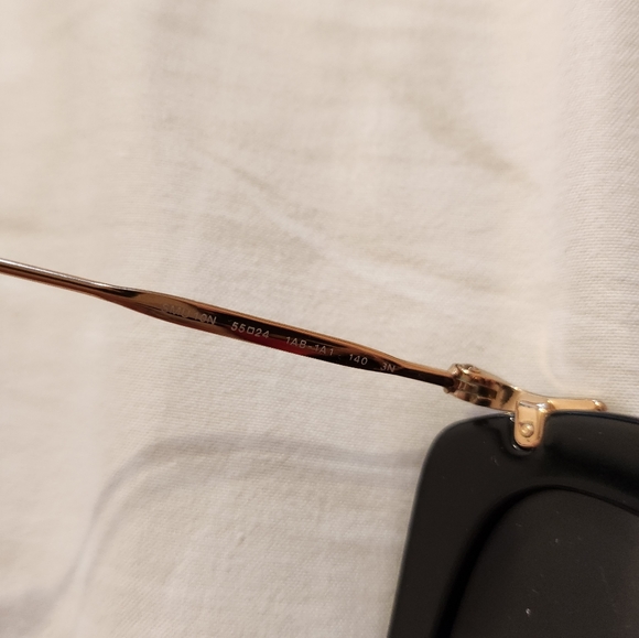 MIU MIU Sunglasses